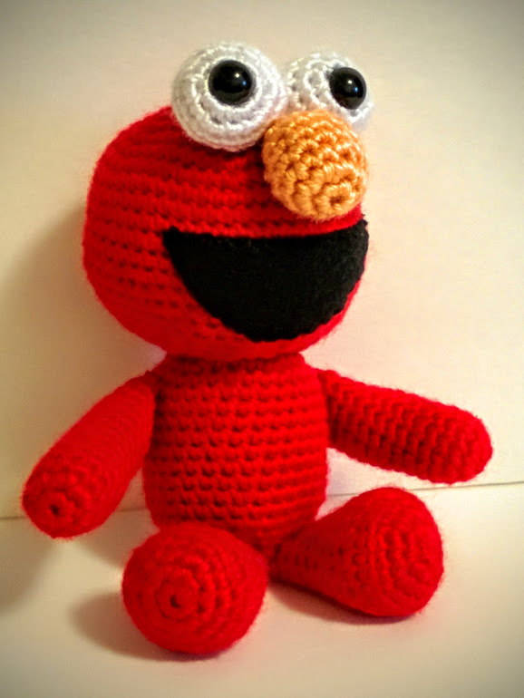 I couldn’t find an existing free Elmo crochet pattern that I like...